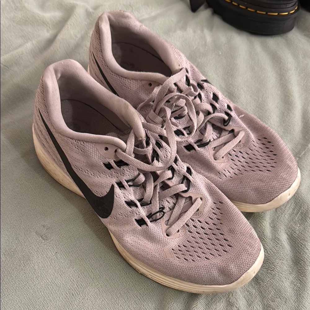 Nike Women's Running Shoes - Gray